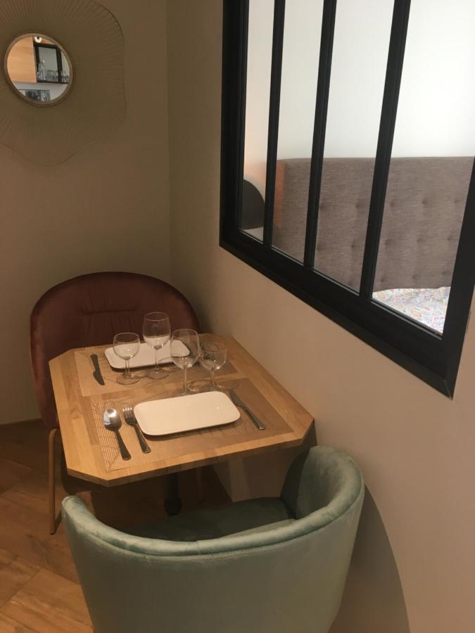 Le Donjon De Rouen Apartment Bagian luar foto