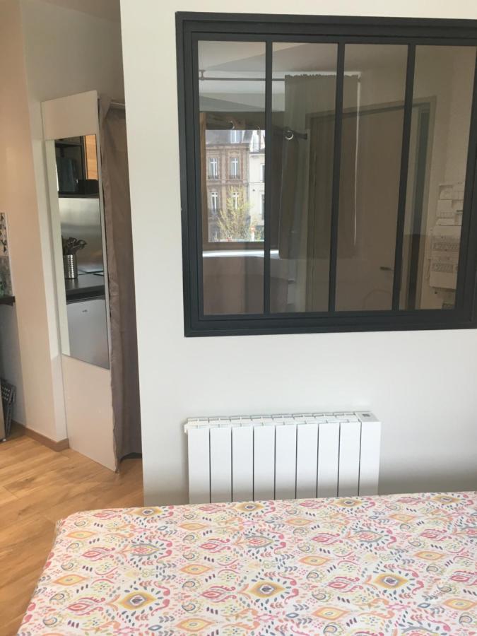 Le Donjon De Rouen Apartment Bagian luar foto