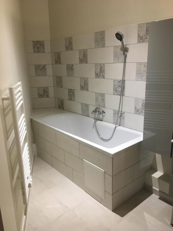 Le Donjon De Rouen Apartment Bagian luar foto